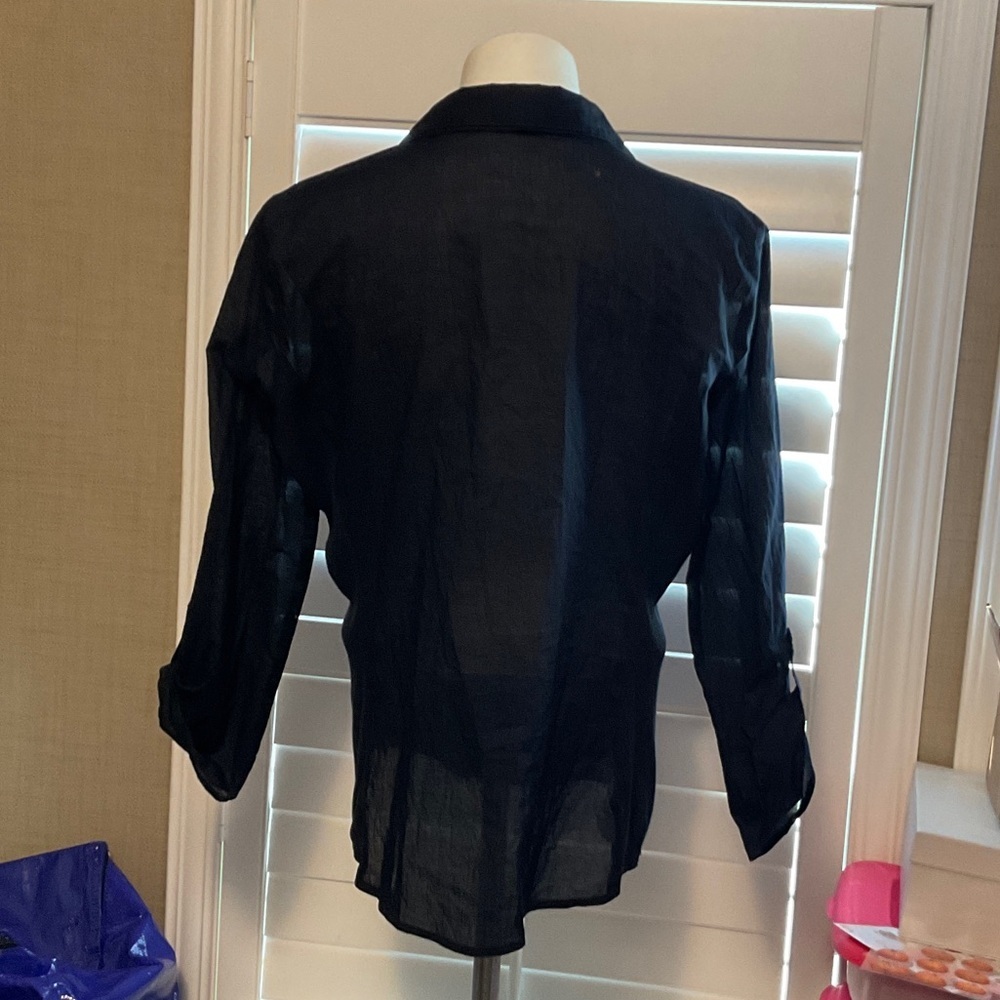 Ann Taylor Women's Black Button-Down Shirt - Picture 4 of 7